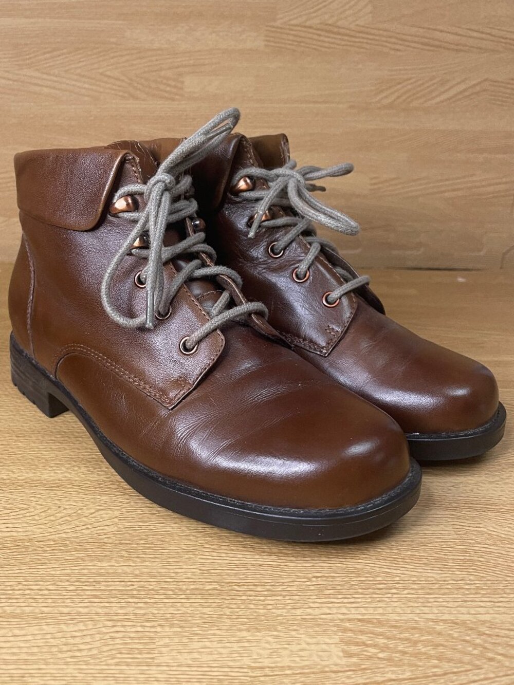 Earth Spirit Chaco Brown Leather Boots Gelron 2000 Womenโs Size 7.5 W